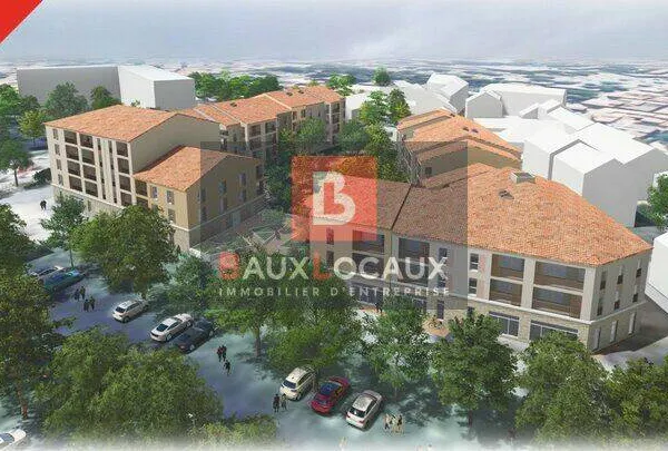 Local commercial 282 m²