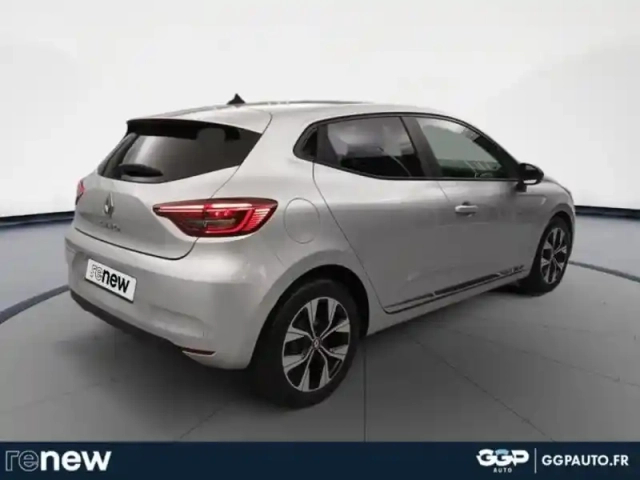 Renault Clio 1.0 tce 90ch evolution — photo 20