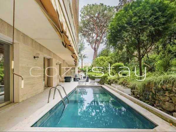 Appartement 4 pièces 130 m²