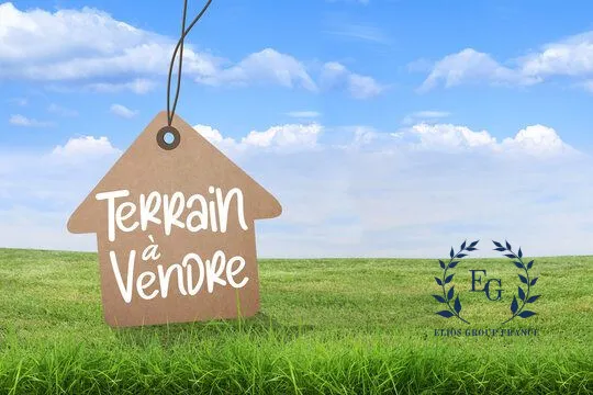 RIANS  TERRAIN CONSTRUCTIBLE 1 800 M²  DIVISIBLE EN 5 LOT