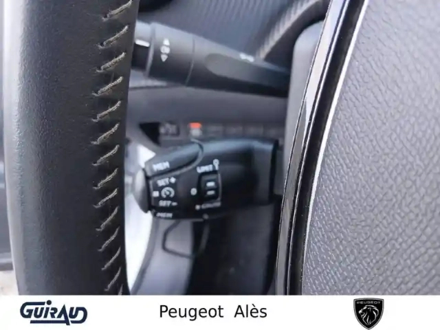 Peugeot 208 puretech 100 s&amp;s bvm6 — photo 41