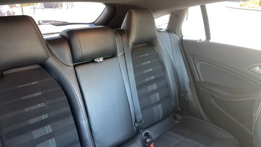Mercedes Classe CLA Shooting Brake 220 CDI 177 7G-Tronic - Sensation – 2016 – 141934 km – Diesel – Boîte Automatique — photo 18
