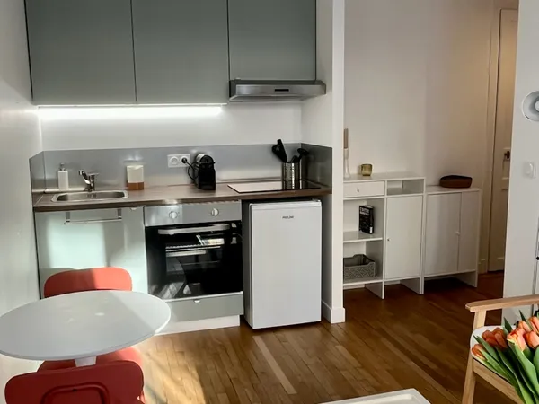 Loue appartement 27m² Bécon-les-Bruyères