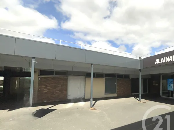 Local commercial 127 m²