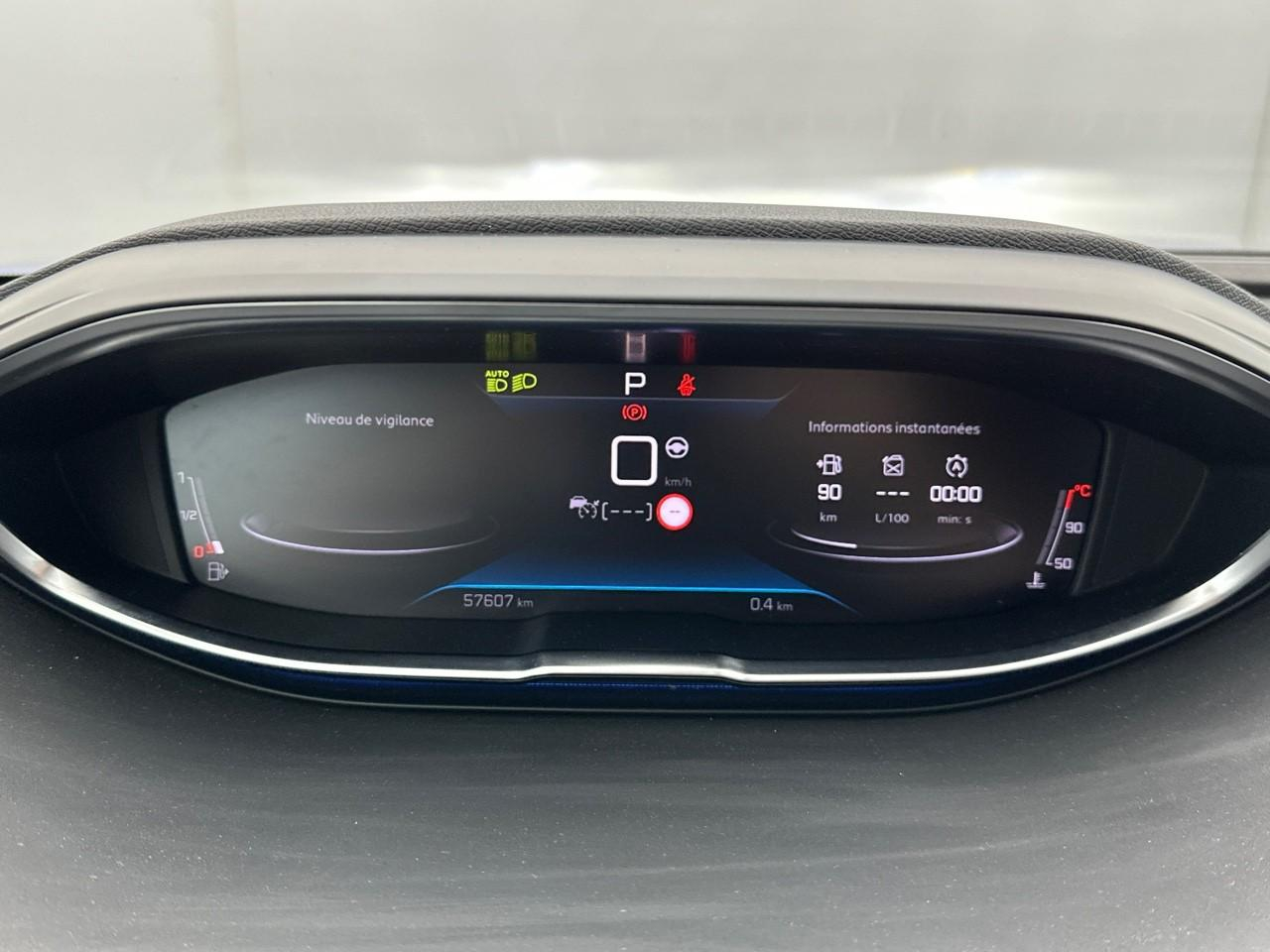 Peugeot 3008 puretech 130ch s&s eat8 gt pack — photo 21