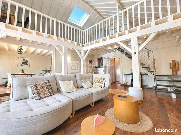 Maison 7 pièces 134 m²