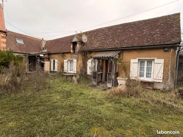 Maison 91,3m2 + 14 m2 combles aménageables, 311m2 de terrain-Sours- 10 min Chartres- chaudière récen