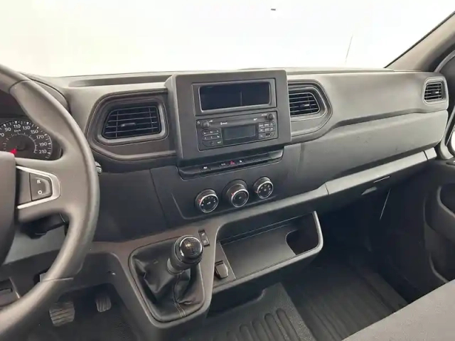 Renault Master fgn trac f3500 l2h2 blue dci 135 — photo 12