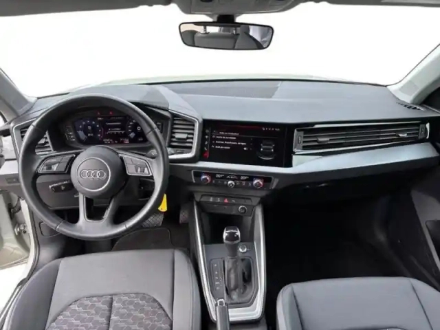 Audi A1 sportback 30 tfsi 110ch advanced s tronic 7 — photo 21