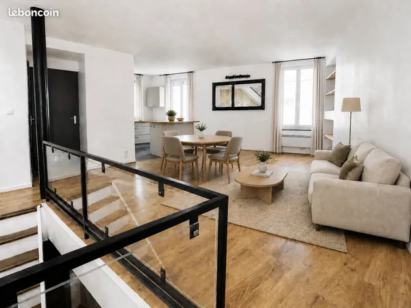 Triplex 103 m² - Faubourg des Trois Maisons