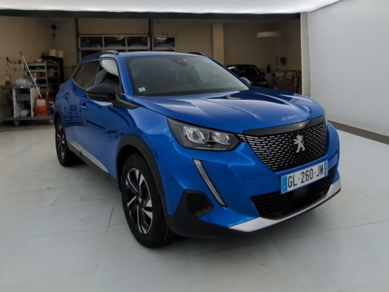 Peugeot 2008 puretech 130 s&s eat8 allure pack — photo 3