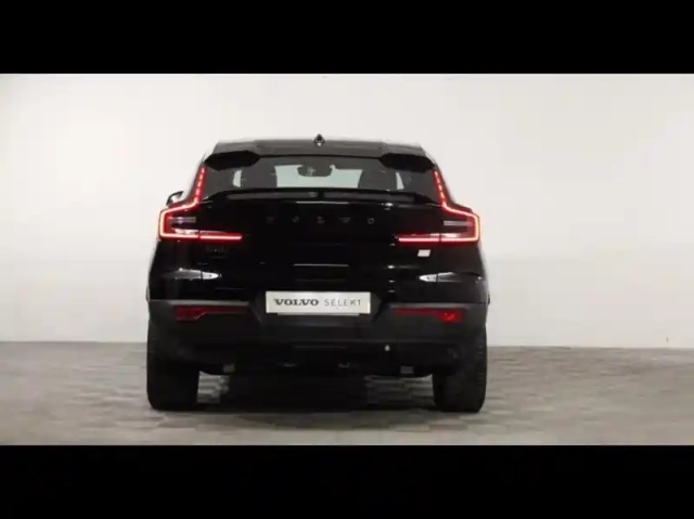 Volvo C40 recharge extended range 252ch ultimate — photo 20