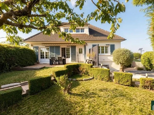 MAISON FAMILIALE 6 PIÈCES - 128 m² - FONTENAY-SUR-EURE