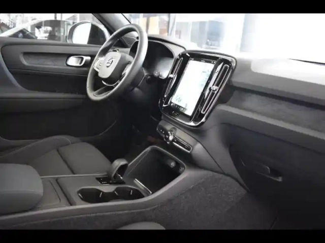 Volvo Ex40 single extended range 252ch plus — photo 7