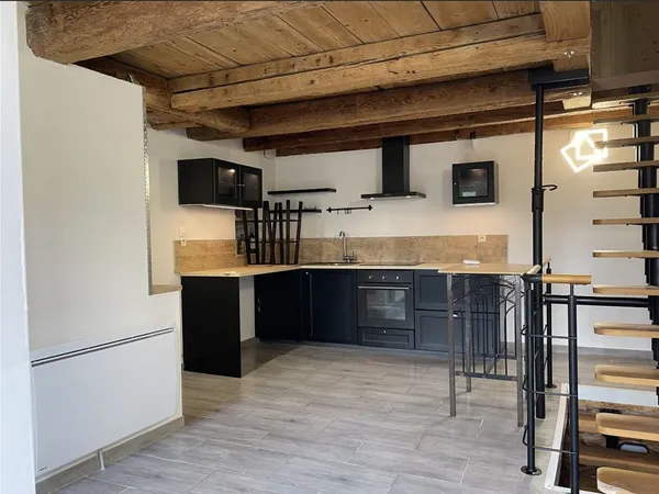Maison de 59m2 à louer sur Thizy-les-Bourgs