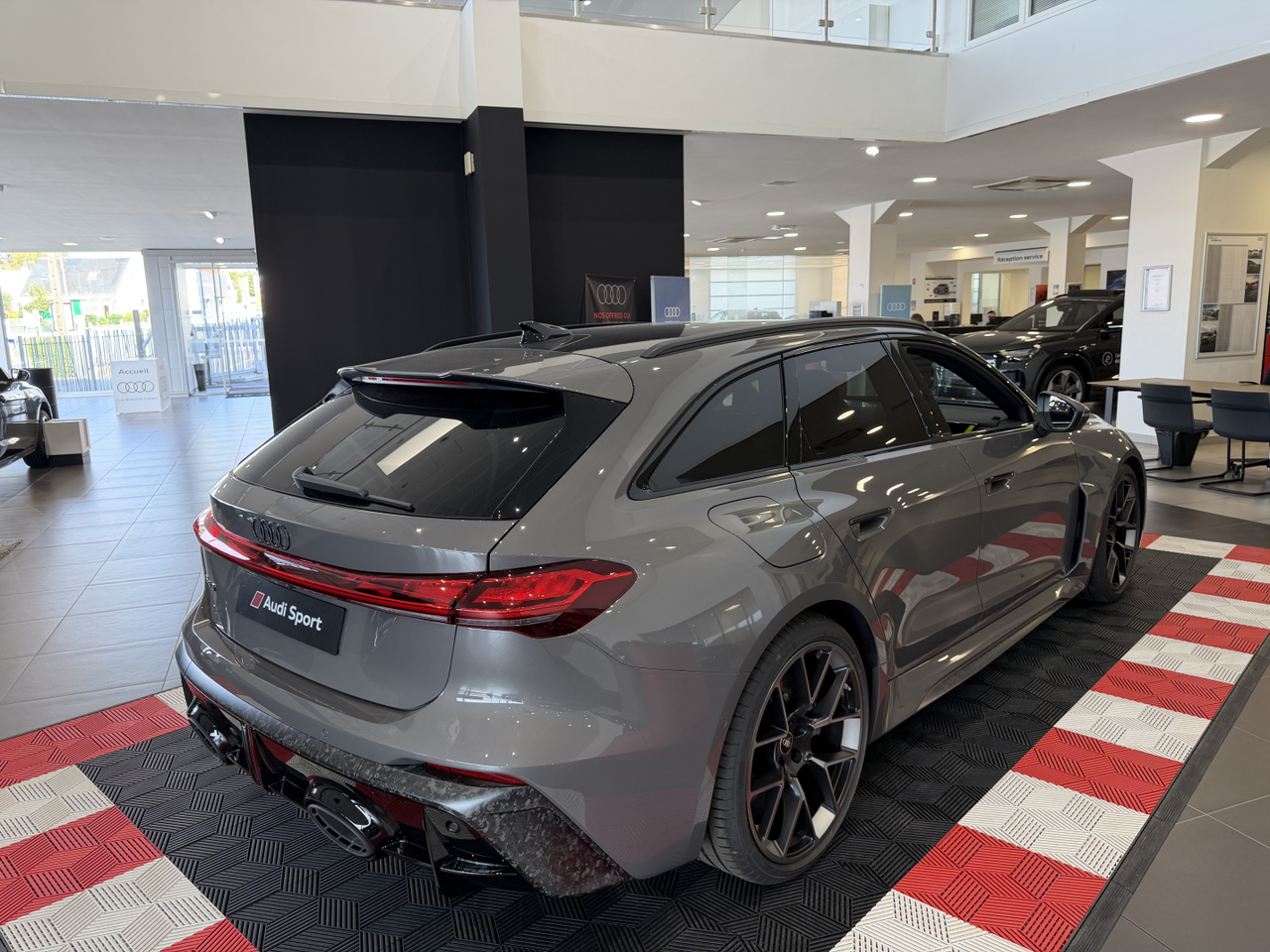 Audi RS5 Avant PHEV V6 2.9 quattro Tiptronic — photo 6
