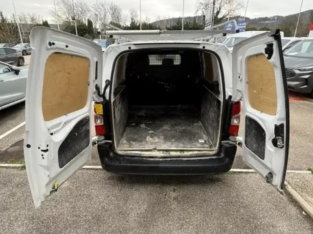 Toyota Proace city medium 100 d-4d business rc21 — photo 3