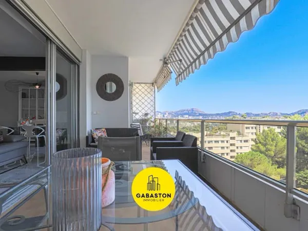 Appartement 3 pièces 144 m²