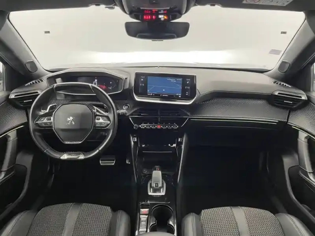 Peugeot 2008 puretech 130 s&amp;s eat8 — photo 21