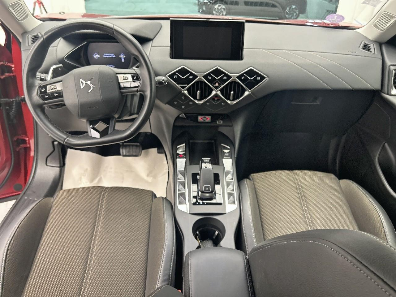 Ds Ds 3 crossback puretech 130 eat8 montmartre — photo 12