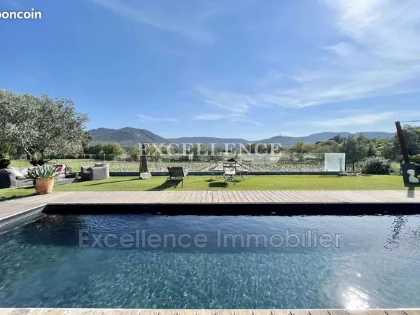 Villa 6 pièces 155 m²