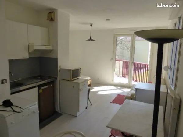 Appartement T1 proche universités
