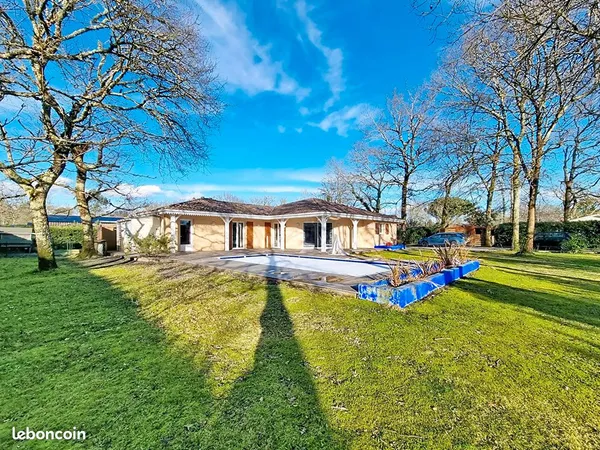 Propriété 5 pièces 137 m²