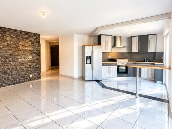 À louer - Appartement 3 pièces de 70,15 m² avec balcon à Gries