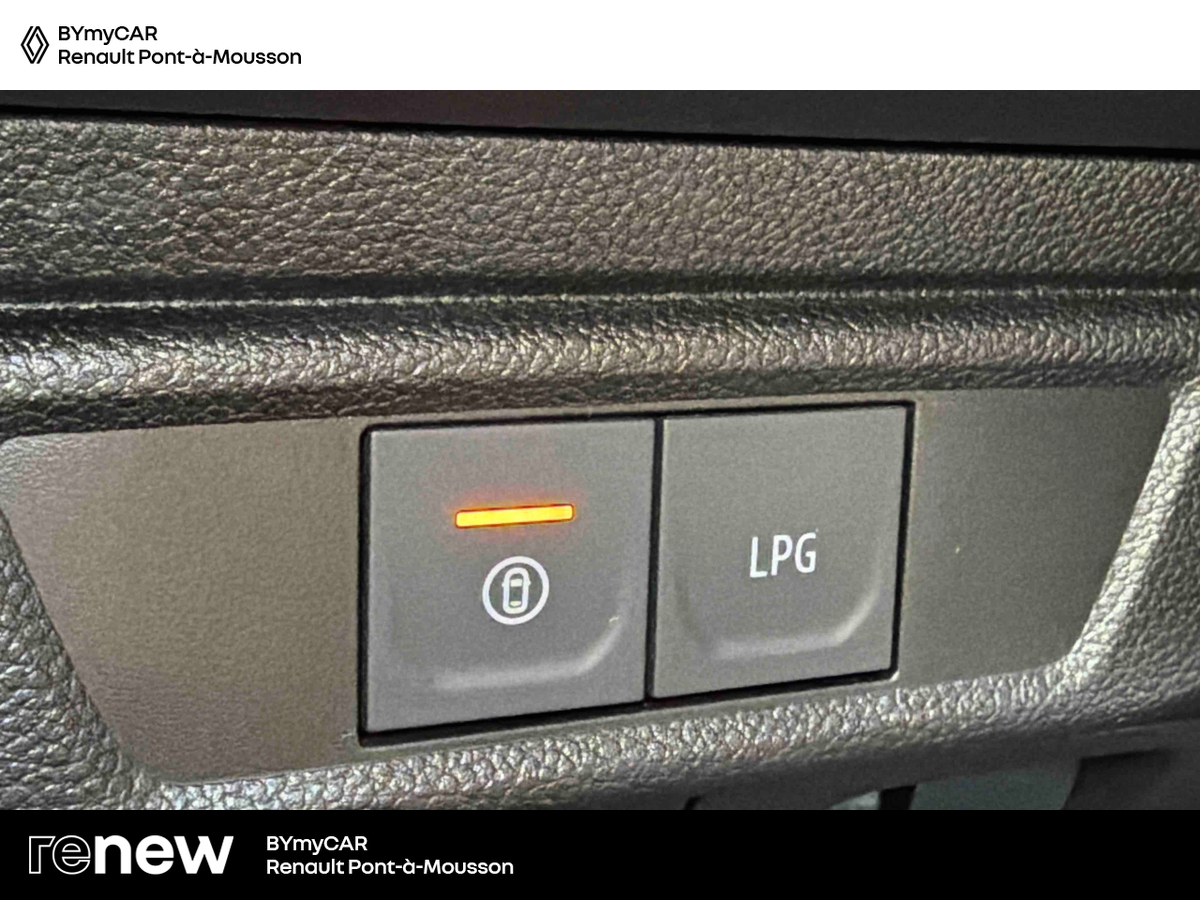Dacia Sandero ECO-G 120 auto — photo 20