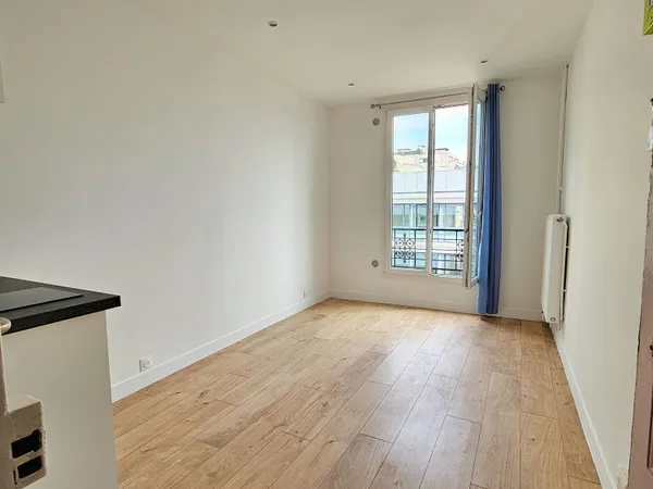 Vends Studio à Neuilly-Sur-Seine, bonne rentabilité locative