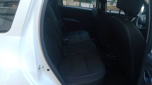 Dacia Duster 1.6 SCe 115 - Essentiel – 2016 – 47292 km – Essence – Boîte Manuelle — photo 31