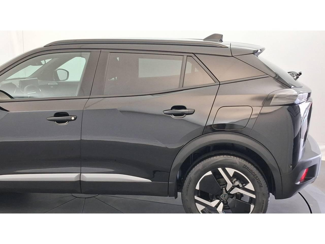 Peugeot 2008 hybrid 145 e-dcs6 allure — photo 24