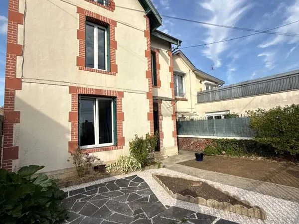 Maison de ville 8 pièces 178 m²
