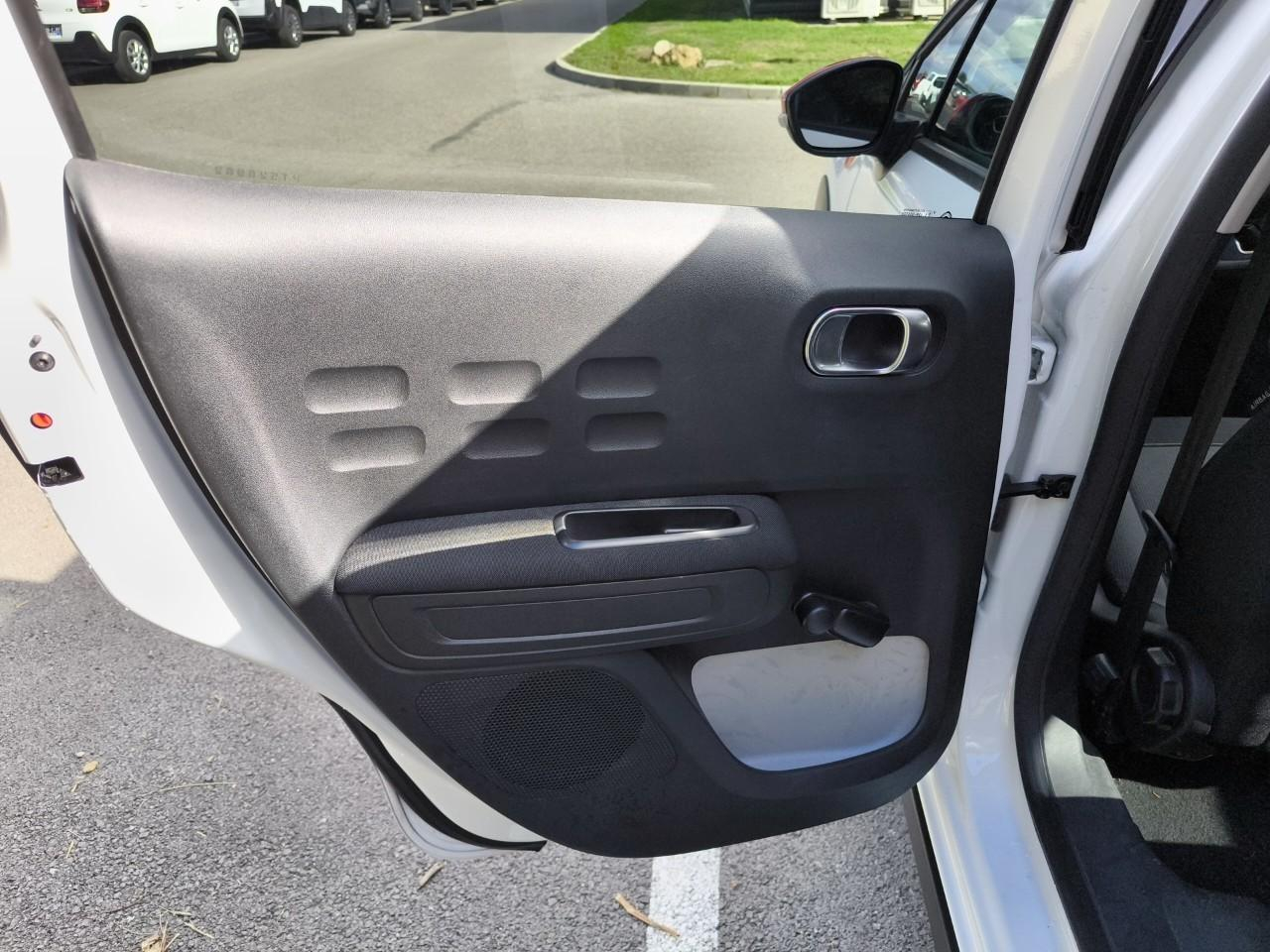 Citroën C3 puretech 110 s&s eat6 shine — photo 6