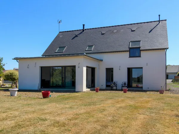 DUCEY, Maison d'architecte évolutive avec vie de plain-pied