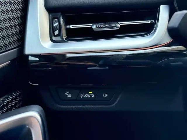 Bmw X1 sdrive 18i 136ch dkg7 — photo 24