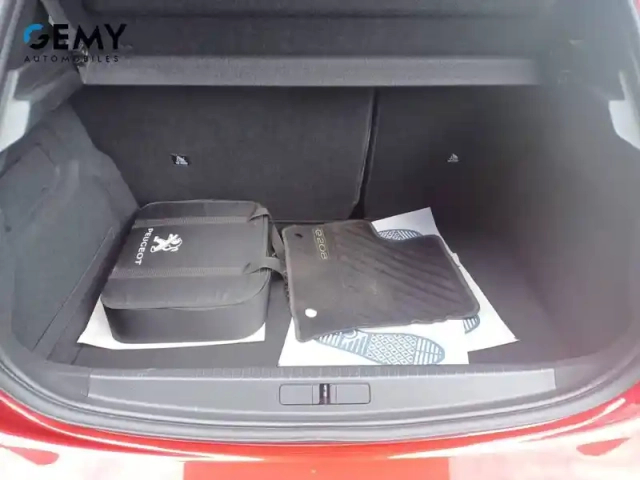 Peugeot 208 electrique 50 kwh 136ch — photo 6