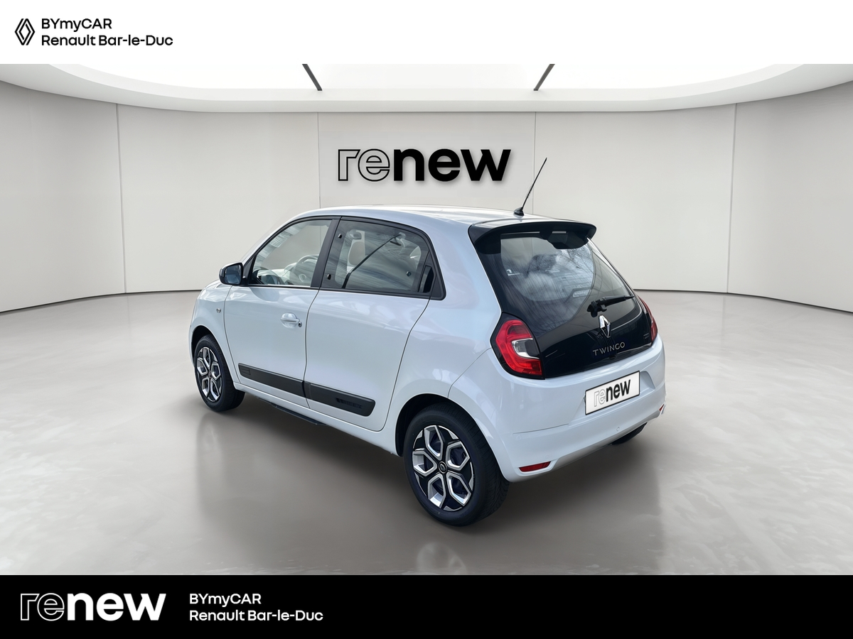 Renault Twingo III E-Tech — photo 3