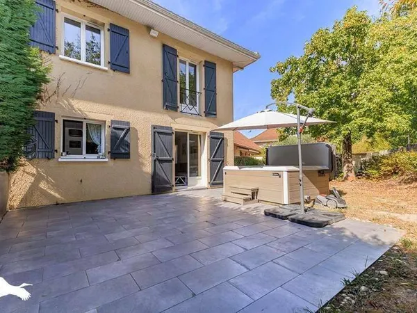 Maison 5 pièces 82 m²