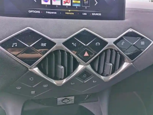 Ds Ds 3 ds3 crossback bluehdi 130 eat8 performance line+ — photo 22