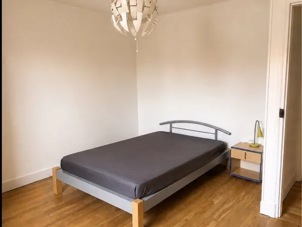 Chambre colocation centre ville Faverges