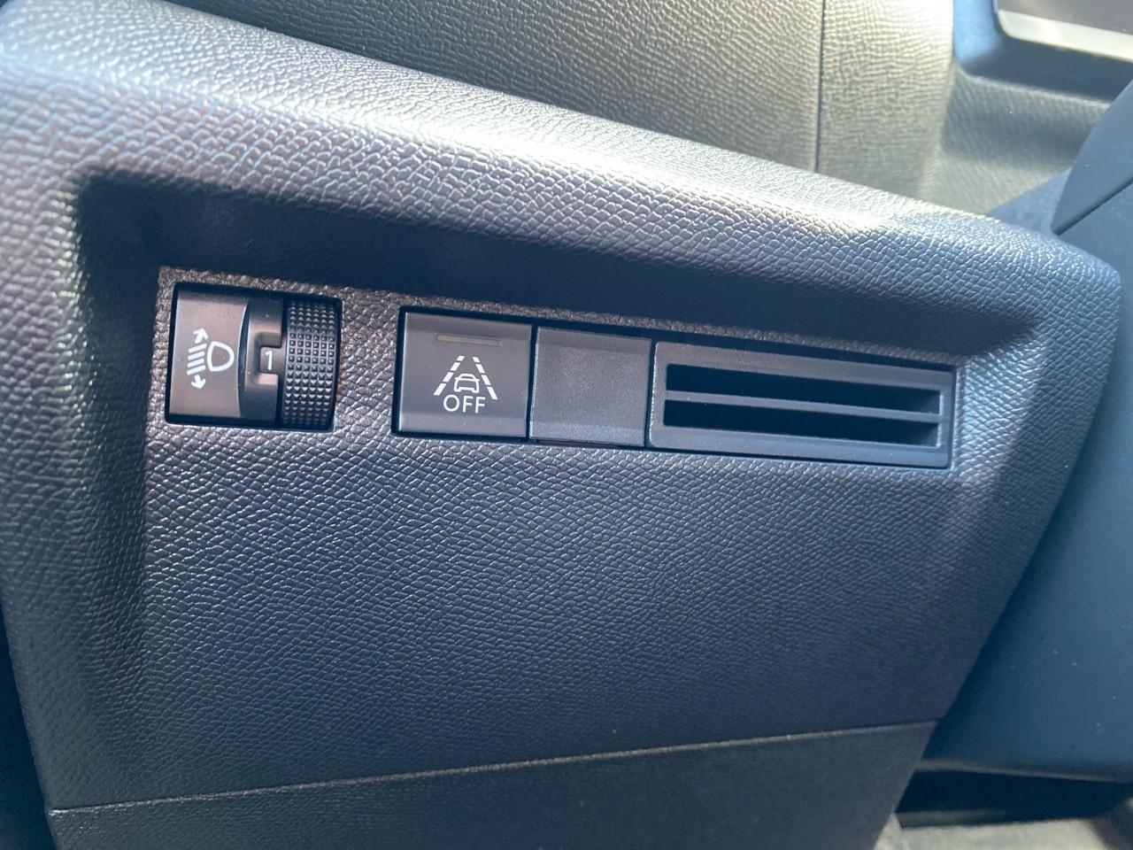 Citroën C4 1.2 hybride 145ch plus e-dcs6 — photo 16