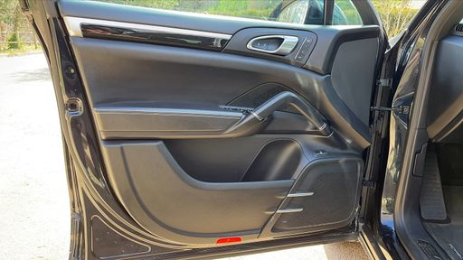 Porsche Cayenne S 3.0 416 e-Hybrid 4x4 Tiptonic 8 - Platinium – 2016 – 186234 km – Hybride rechargeable – Boîte Automatique — photo 55