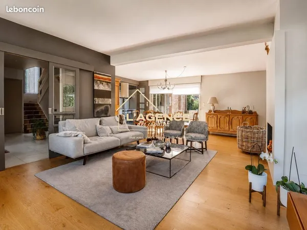 Maison 7 pièces 200 m²