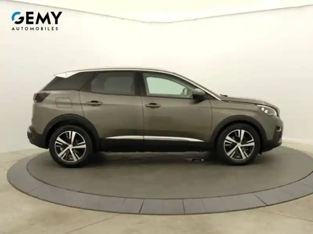 Peugeot 3008 1.2 puretech 130ch s&amp;s eat6 — photo 31