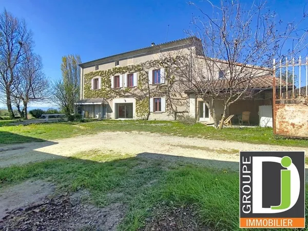 UPIE, maison de caractère, avec dépendance