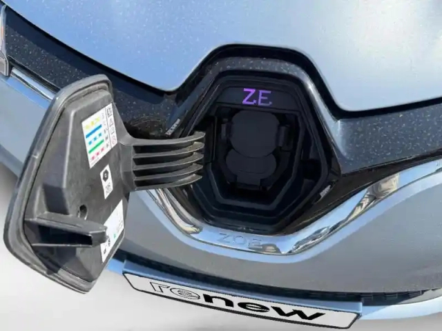 Renault Zoé zoe e-tech limited charge normale r110 achat intégral — photo 10
