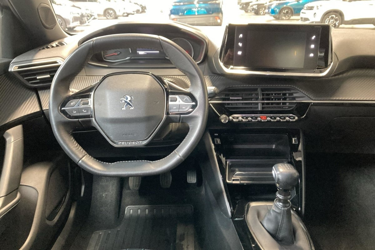 Peugeot 2008 — photo 13