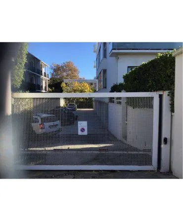 Vente garage 13008