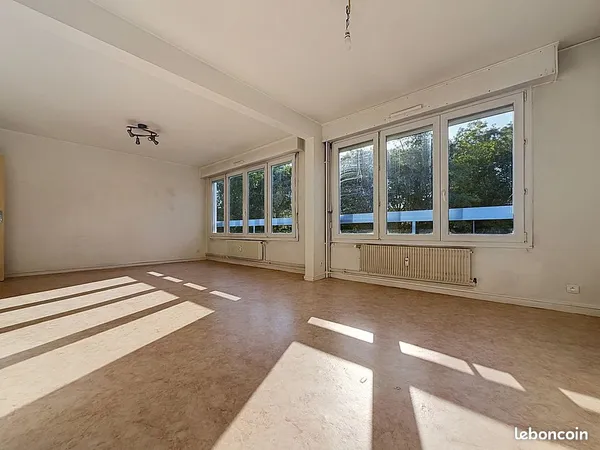 Appartement 2 pièces 67 m²